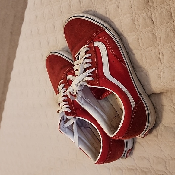 Vans - Picture 7 of 8